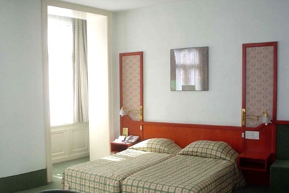 hotel-le_dome_-_chambre_standard