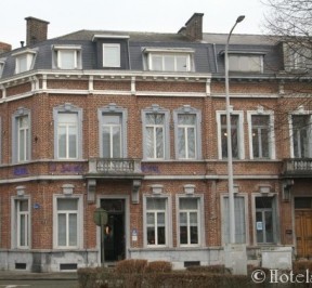 facade-stjames